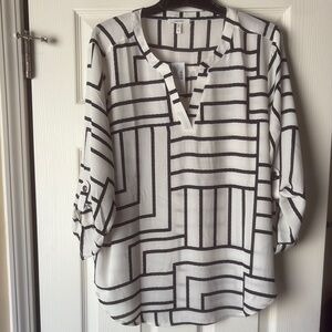 NWT - Maurices Black and White Geometric Top